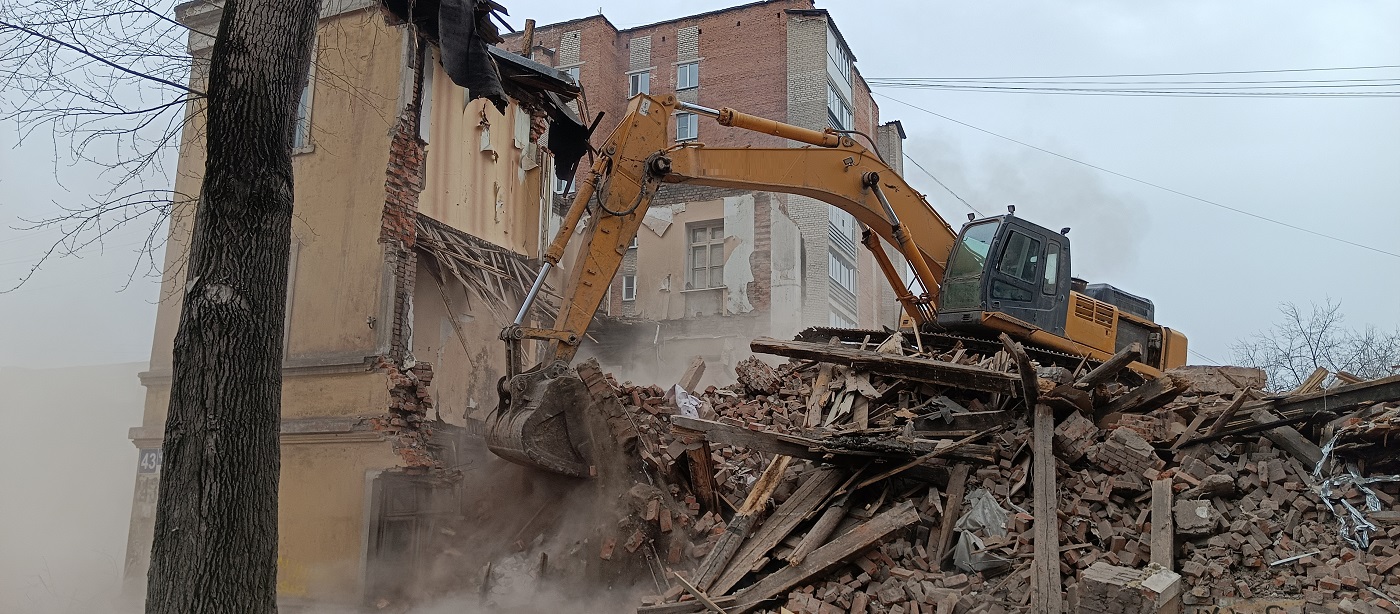 Услуги по сносу и демонтажу старых домов, строений и сооружений в Далматово